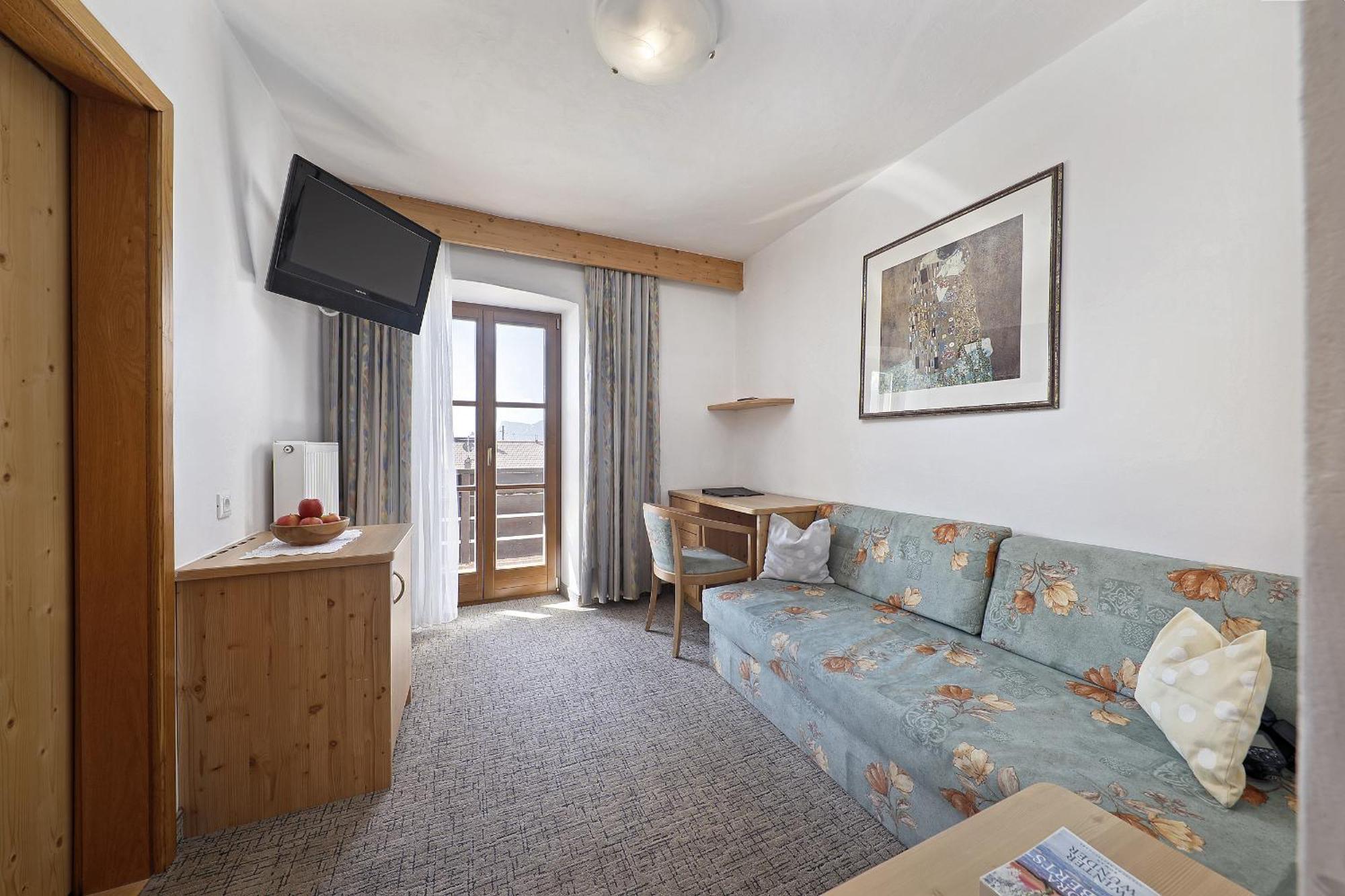 Garni-Hotel Tritscherhof Dorf Tirol Exterior foto