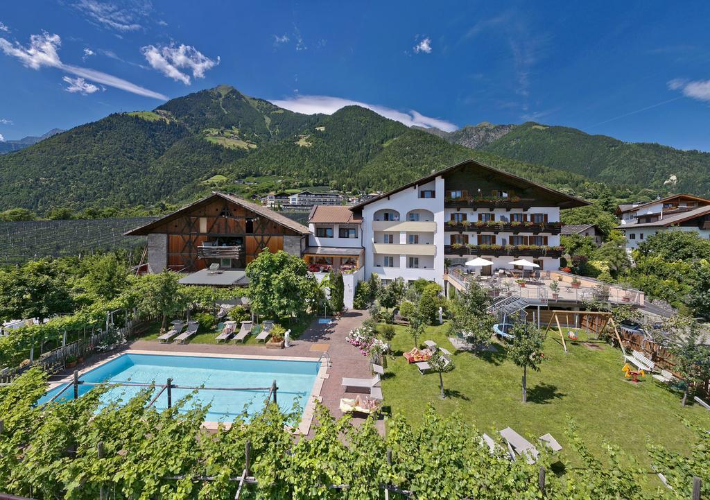 Garni-Hotel Tritscherhof Dorf Tirol Exterior foto